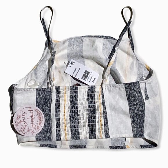 Stripe Linen Blend Crop Top - Picture 3 of 4